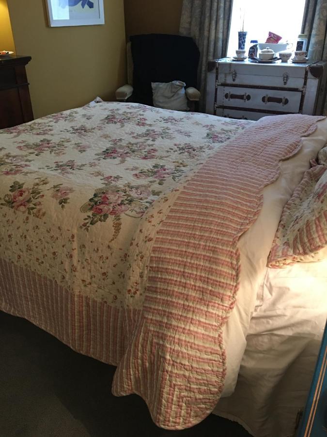Wynberg House Bed & Breakfast Свонсі Екстер'єр фото